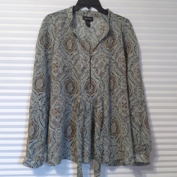 Lane Bryant long sleeve blouse in Size(22-24) - Picture 1 of 8